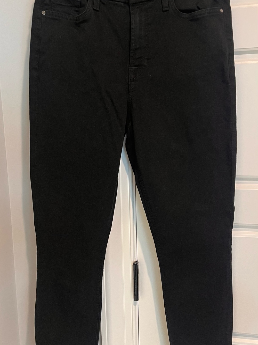 Women's Black Ankle Crop Stretch Jeans